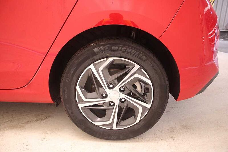 Hyundai i30 1.0 TGDI Klass LR 48V 120